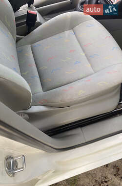 Минивэн Volkswagen Caddy 2005 в 