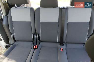 Минивэн Volkswagen Caddy 2010 в 