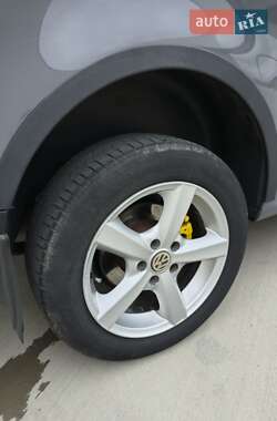Минивэн Volkswagen Caddy 2011 в 