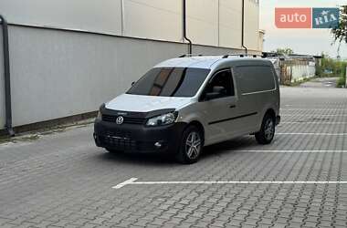 Грузовой фургон Volkswagen Caddy 2012 в Ровно