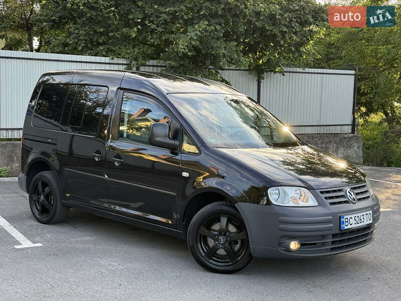 Минивэн Volkswagen Caddy 2004 в Самборе