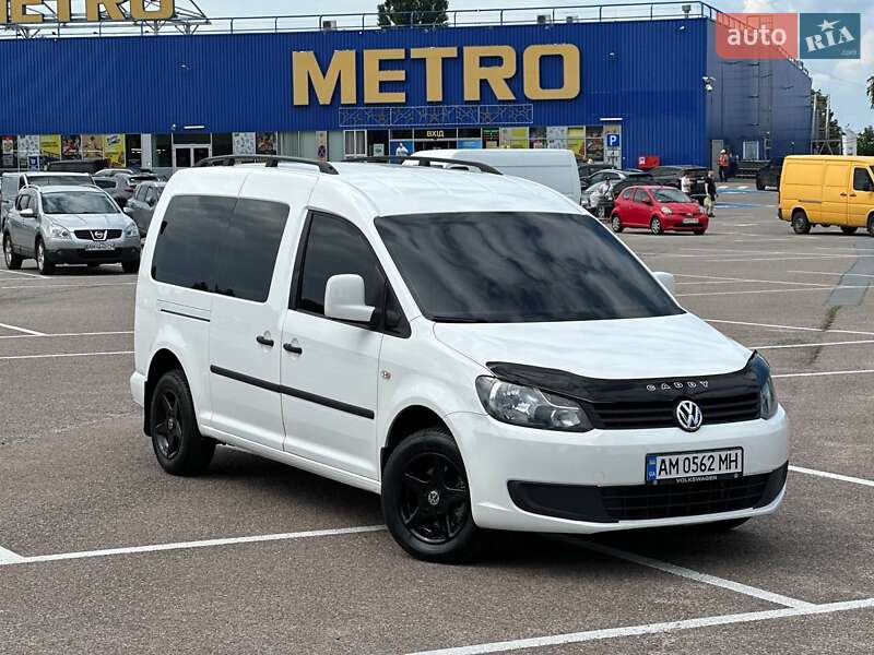 Минивэн Volkswagen Caddy 2011 в Житомире