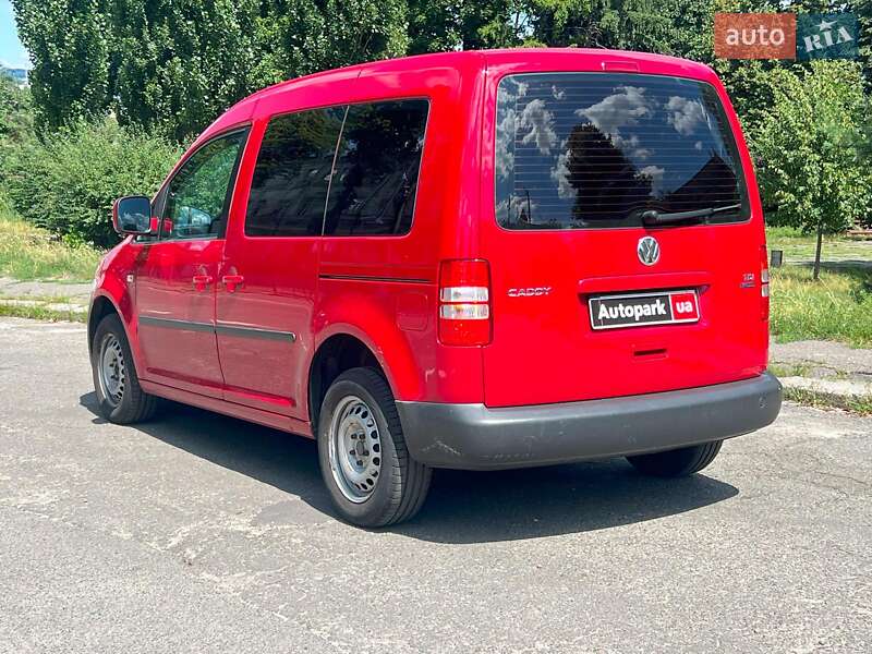 Минивэн Volkswagen Caddy 2012 в Киеве