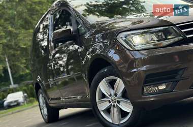 Минивэн Volkswagen Caddy 2017 в 