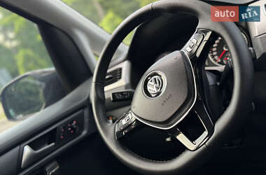 Минивэн Volkswagen Caddy 2017 в 