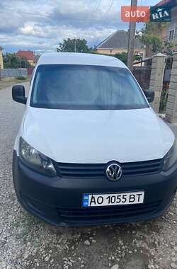 Грузовой фургон Volkswagen Caddy 2013 в Ужгороде