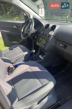Минивэн Volkswagen Caddy 2011 в 
