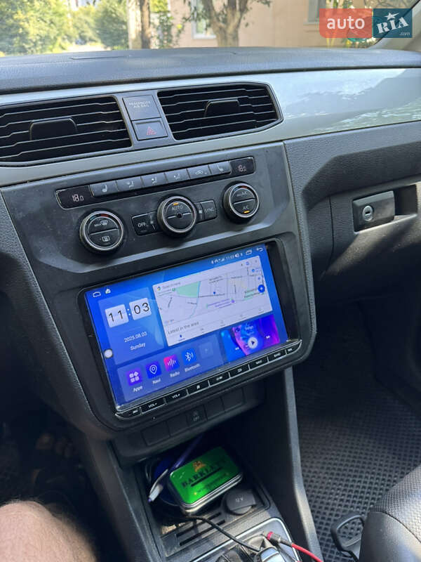 Минивэн Volkswagen Caddy 2016 в Хмельницком