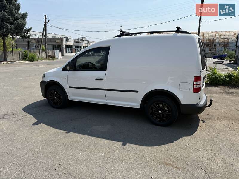 Грузовой фургон Volkswagen Caddy 2012 в Днепре