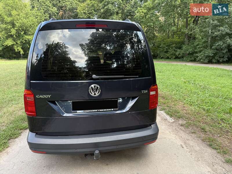Минивэн Volkswagen Caddy 2016 в Харькове