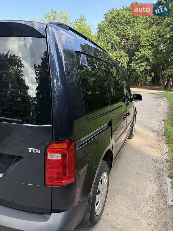 Минивэн Volkswagen Caddy 2016 в Харькове