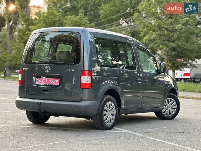 Минивэн Volkswagen Caddy 2009 в Виннице