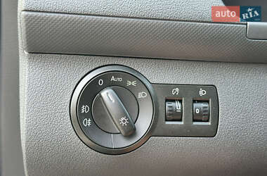 Минивэн Volkswagen Caddy 2009 в 