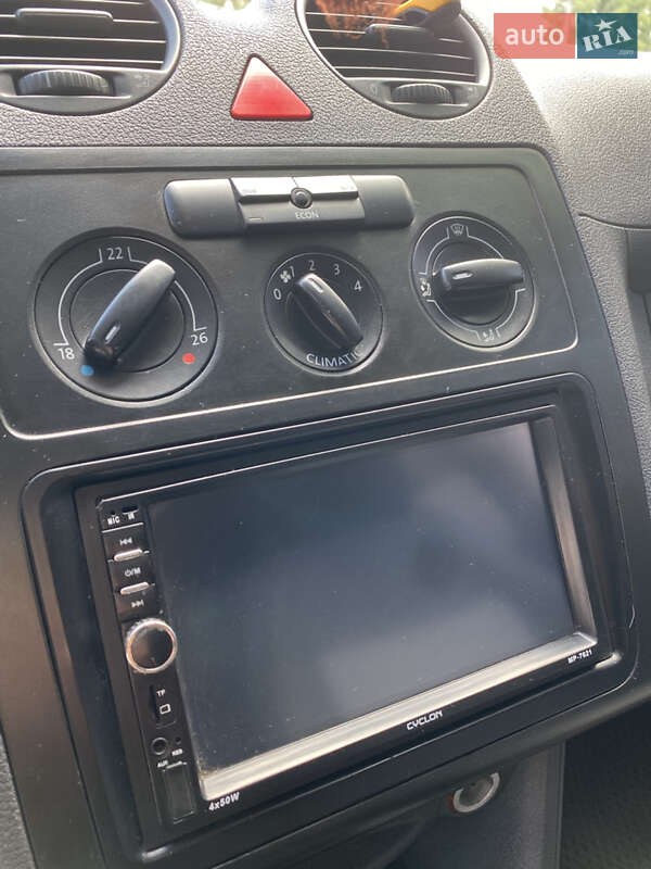 Минивэн Volkswagen Caddy 2008 в Вараше