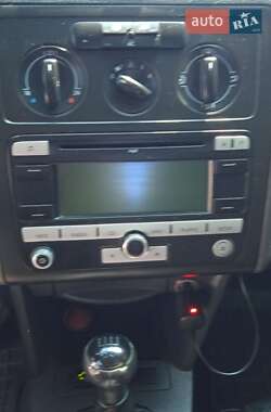 Минивэн Volkswagen Caddy 2007 в 