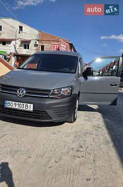 Грузовой фургон Volkswagen Caddy 2017 в 