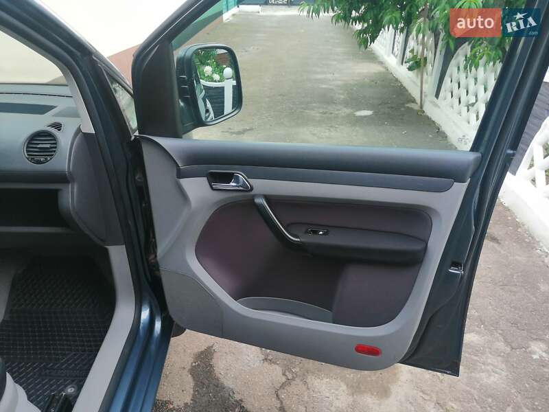 Минивэн Volkswagen Caddy 2005 в Луцке