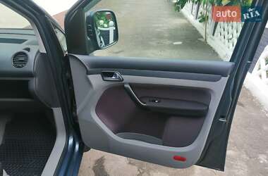 Минивэн Volkswagen Caddy 2005 в 
