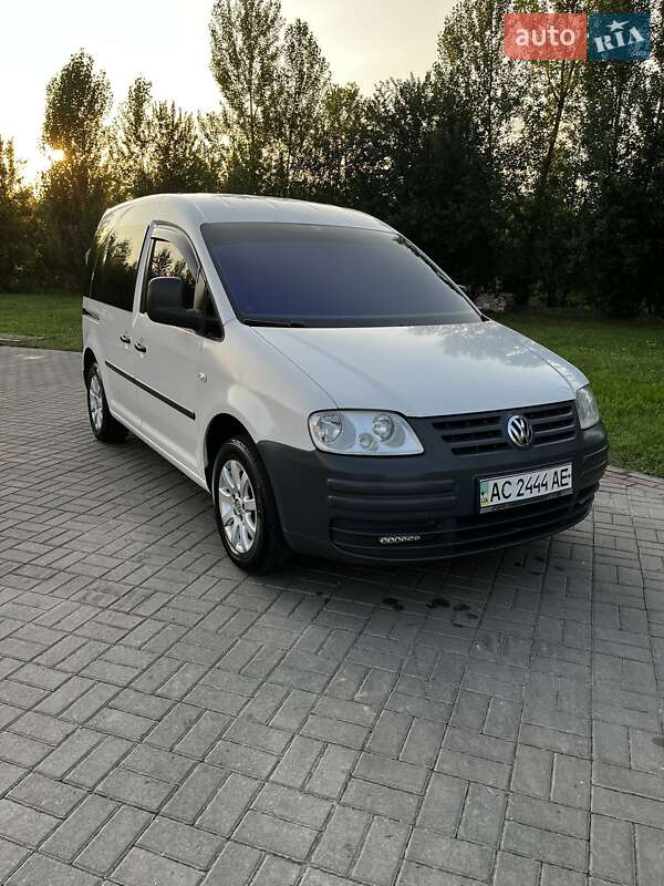 Мінівен Volkswagen Caddy 2006 в Нововолинську