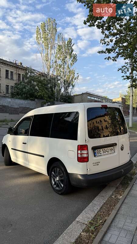 Минивэн Volkswagen Caddy 2011 в Николаеве