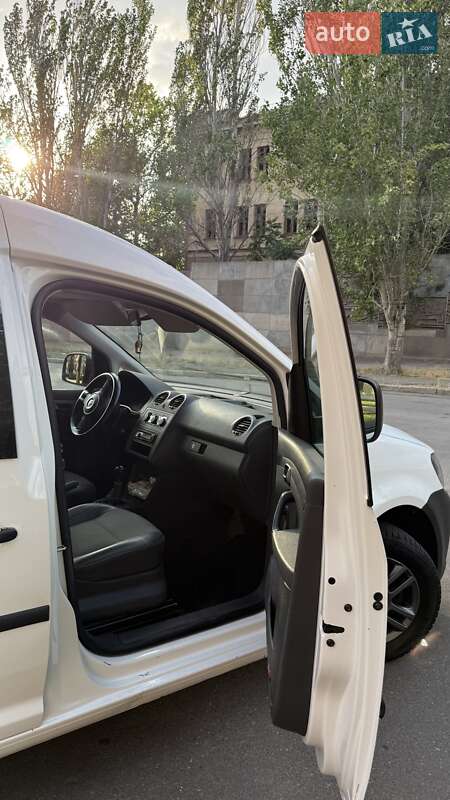 Минивэн Volkswagen Caddy 2011 в Николаеве