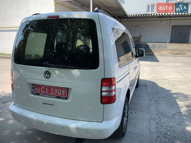 Минивэн Volkswagen Caddy 2014 в Сваляве