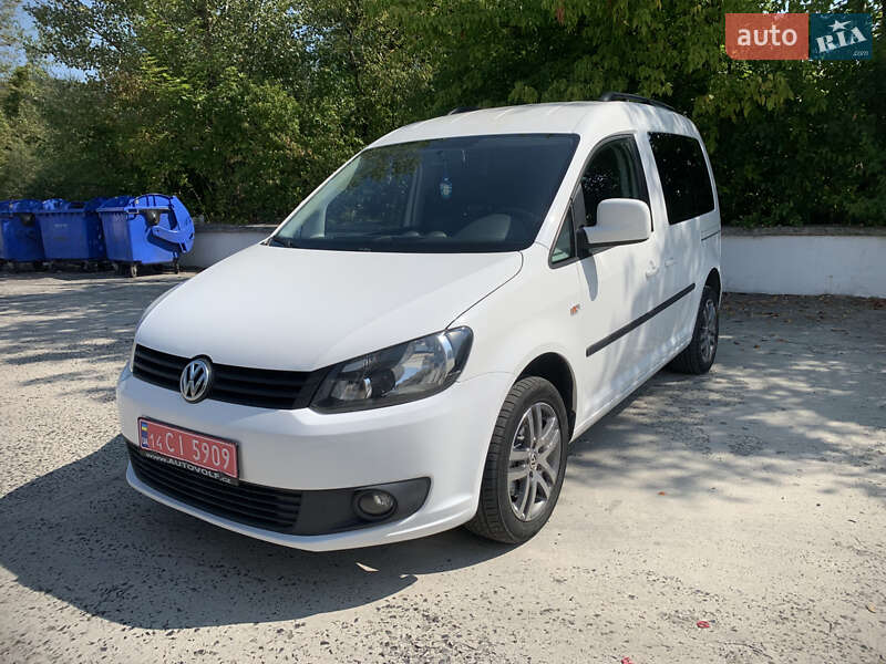 Минивэн Volkswagen Caddy 2014 в Сваляве