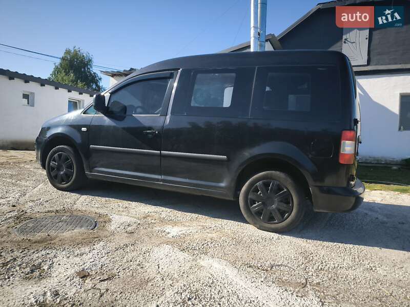 Минивэн Volkswagen Caddy 2006 в Киеве