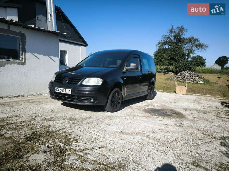 Минивэн Volkswagen Caddy 2006 в Киеве
