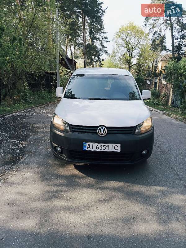 Минивэн Volkswagen Caddy 2014 в Почаеве
