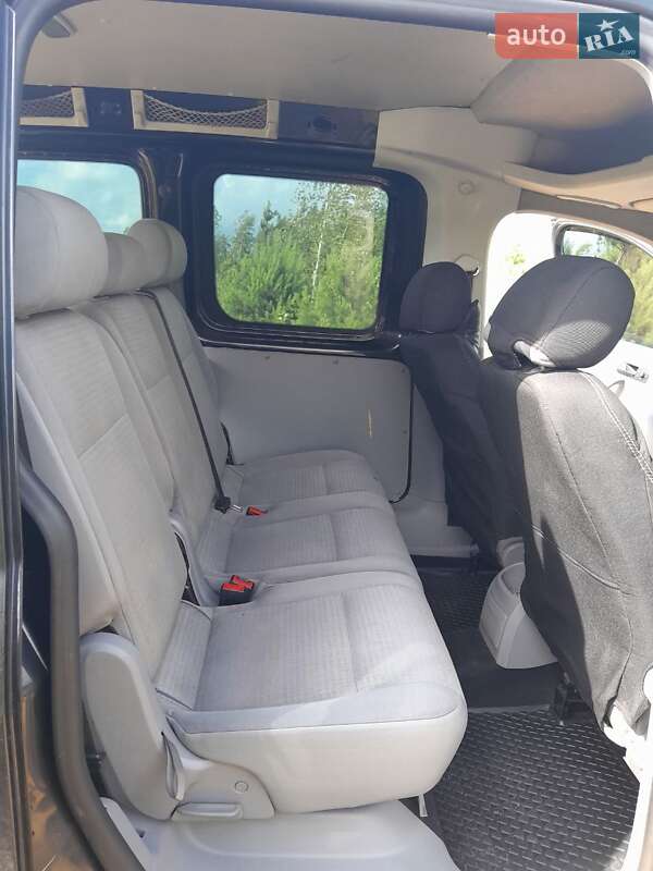 Мінівен Volkswagen Caddy 2008 в Житомирі