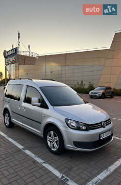 Минивэн Volkswagen Caddy 2015 в 