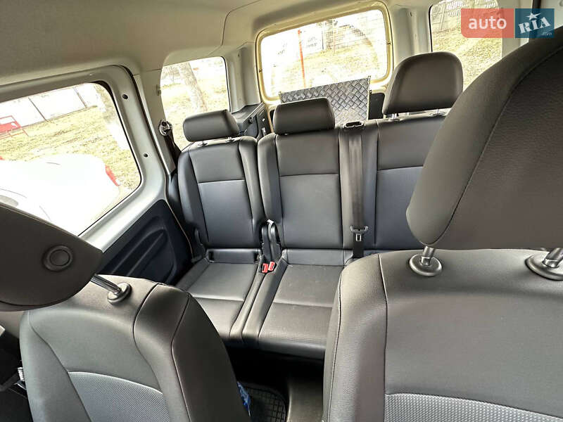 Минивэн Volkswagen Caddy 2017 в Ивано-Франковске