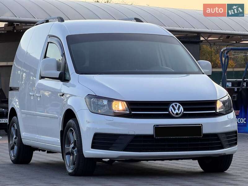 Грузовой фургон Volkswagen Caddy 2016 в 