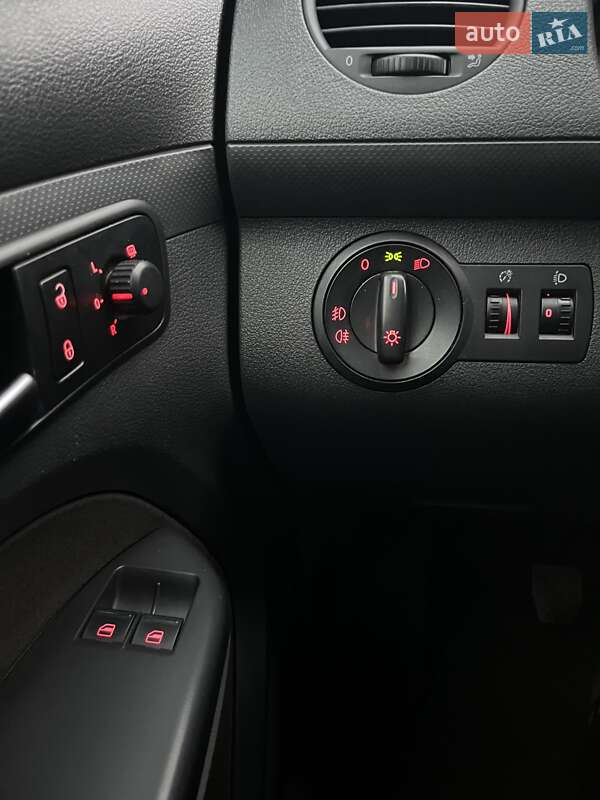 Минивэн Volkswagen Caddy 2013 в Киеве фото 21 Минивэн Volkswagen Caddy 2013 в Киеве