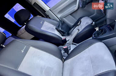 Минивэн Volkswagen Caddy 2006 в 