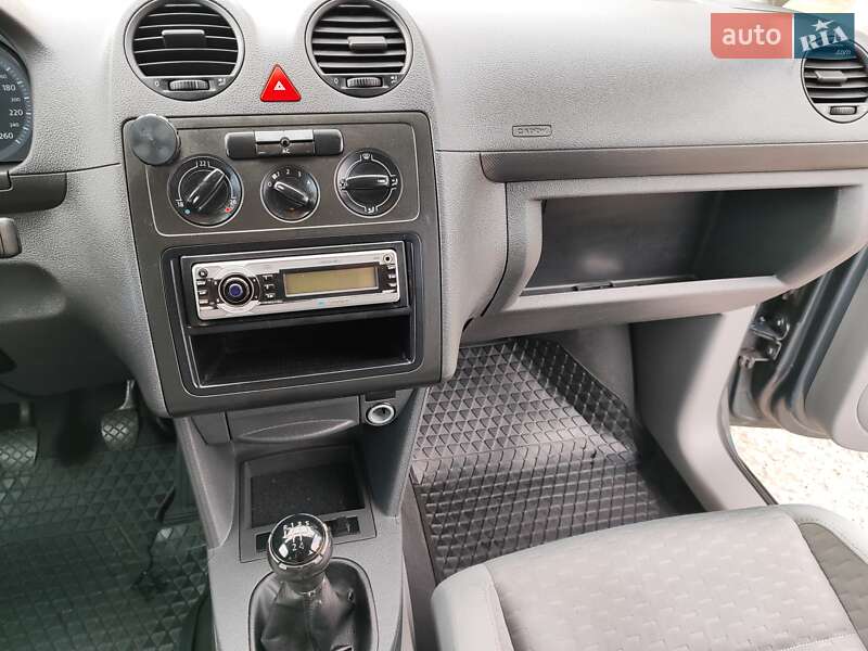 Минивэн Volkswagen Caddy 2008 в Трускавце