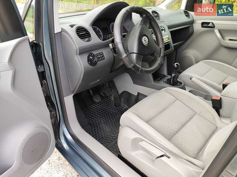Минивэн Volkswagen Caddy 2008 в Трускавце