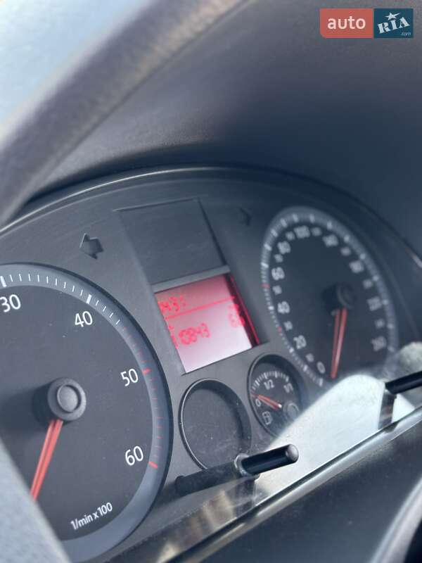 Минивэн Volkswagen Caddy 2010 в Гусятине фото 13 Минивэн Volkswagen Caddy 2010 в Гусятине