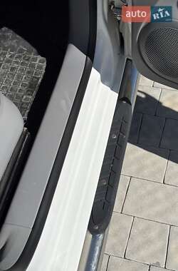Минивэн Volkswagen Caddy 2010 в 