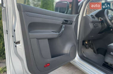Грузопассажирский фургон Volkswagen Caddy 2012 в 