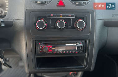 Грузопассажирский фургон Volkswagen Caddy 2012 в 