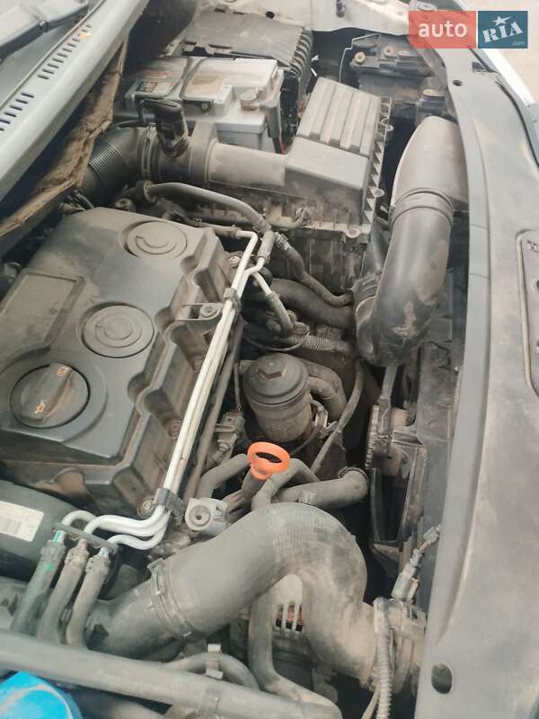 Мінівен Volkswagen Caddy 2010 в Жмеринці