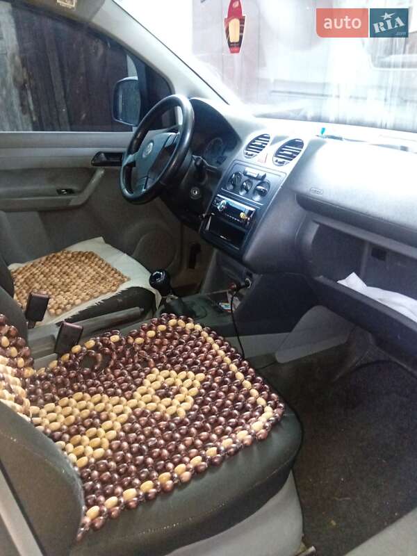 Минивэн Volkswagen Caddy 2006 в Сколе фото 7 Минивэн Volkswagen Caddy 2006 в Сколе