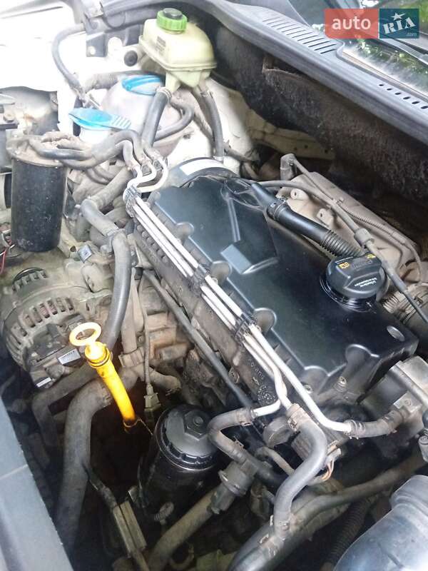 Минивэн Volkswagen Caddy 2006 в Сколе фото 11 Минивэн Volkswagen Caddy 2006 в Сколе