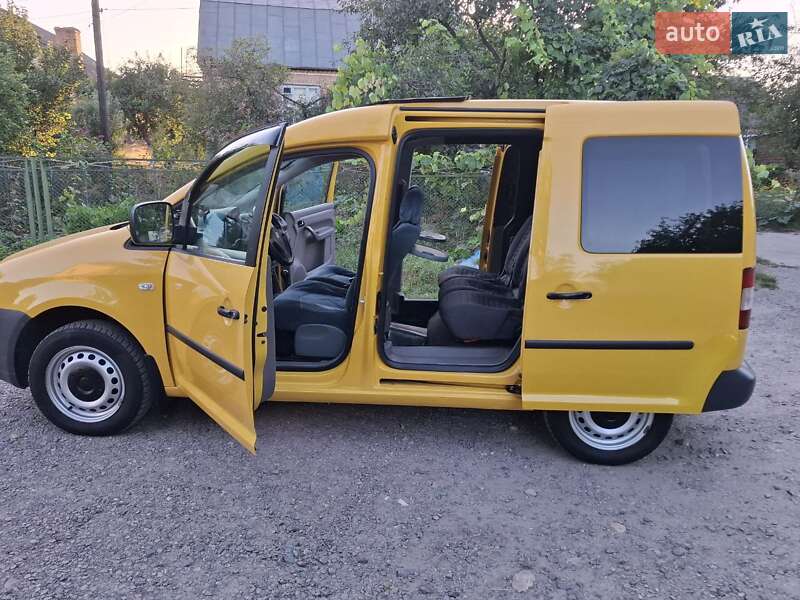 Минивэн Volkswagen Caddy 2006 в 