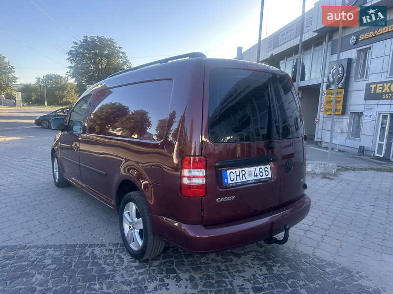 Грузовой фургон Volkswagen Caddy 2011 в Житомире