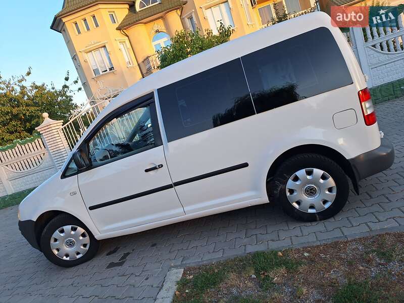 Минивэн Volkswagen Caddy 2007 в Черновцах