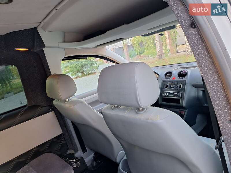 Минивэн Volkswagen Caddy 2007 в Черновцах
