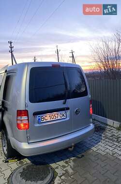 Грузопассажирский фургон Volkswagen Caddy 2012 в 